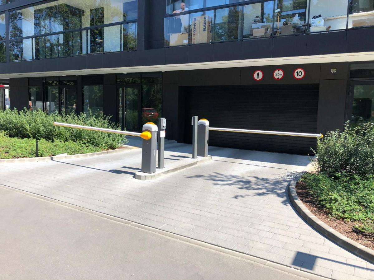 Vizzit Us Premium Apartments Marina Mokotow Warsaw Exterior photo